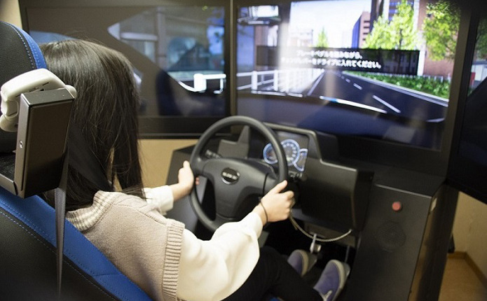 運転シミュレーション教習