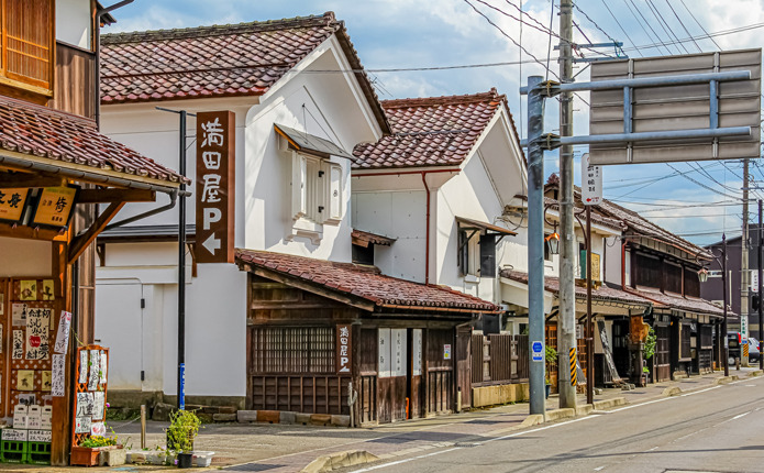 どこか懐かしい雰囲気の通り｜七日町通り