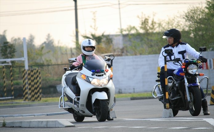 バイク専門の有名校で免許取得！