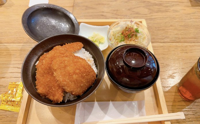新潟名物を味わう｜ソースカツ丼