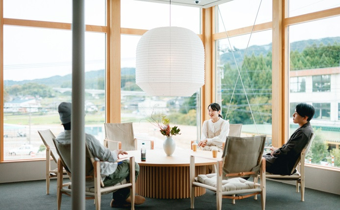 宿泊＆交流施設「ＴＡＤＡＩＭＡ」２階共用スペース