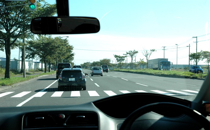 路上コースには片道4車線!