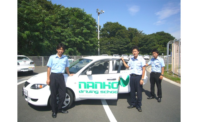 若い教習指導員も大活躍!