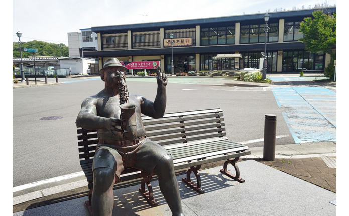 JR湯本駅前