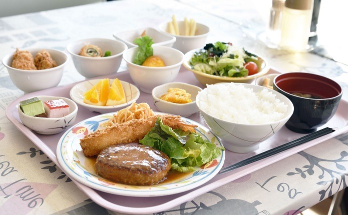 校内「食堂」