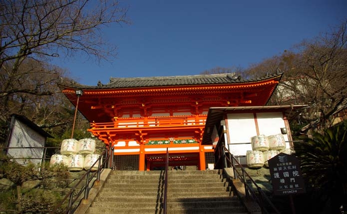 桜で有名な紀三井寺